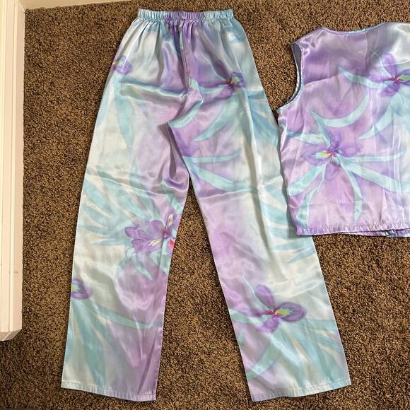 Jaclyn Smith Women’s Small Beautiful Sleepwear 2 pc Set - Picture 11 of 11